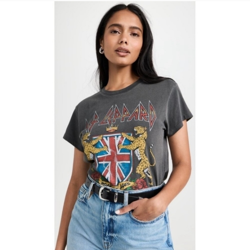 NWT Daydreamer Def Leppard Tour Tee